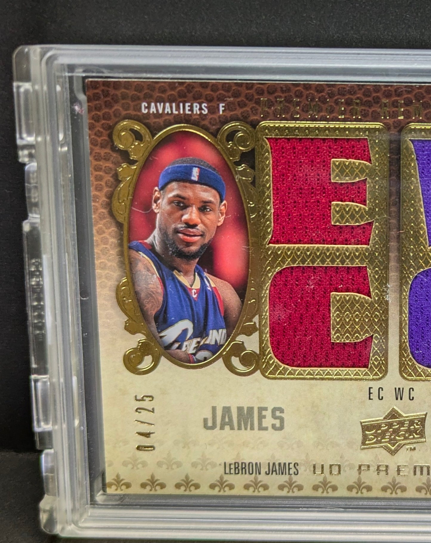 LeBron James Kobe Bryant /25 Gold Game Used Jersey Relic 2008-09 Upper Deck Premier Basketball Card Cavaliers Lakers